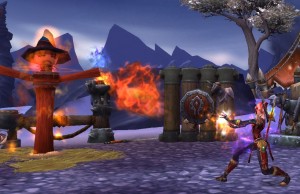 Tässä malliesimerkkinä tulimaagi harjoittelee tulipallojensa paiskontaa oikeassa järjestyksessä Target Dummyyn. Level 3:lla Garrisoniltasi löytyy myös tankkaus dummy ja healing dummy! Ei muuta kun reenaamaan!