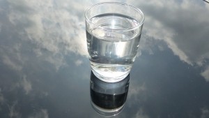 glass-475451_640