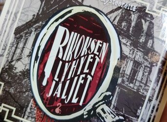 Arvostelu: Sadalla sanalla – sadan sanan mysteereitä