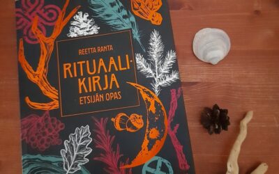Kadotettuja perinteitä etsimässä – Arvostelussa Reetta Rannan “Rituaalikirja: Etsijän opas”